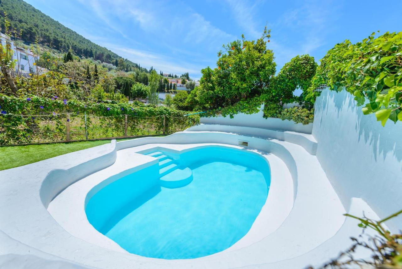 Holiday Home El Pilarillo Piscina Compartida Alcaucín Exterior photo