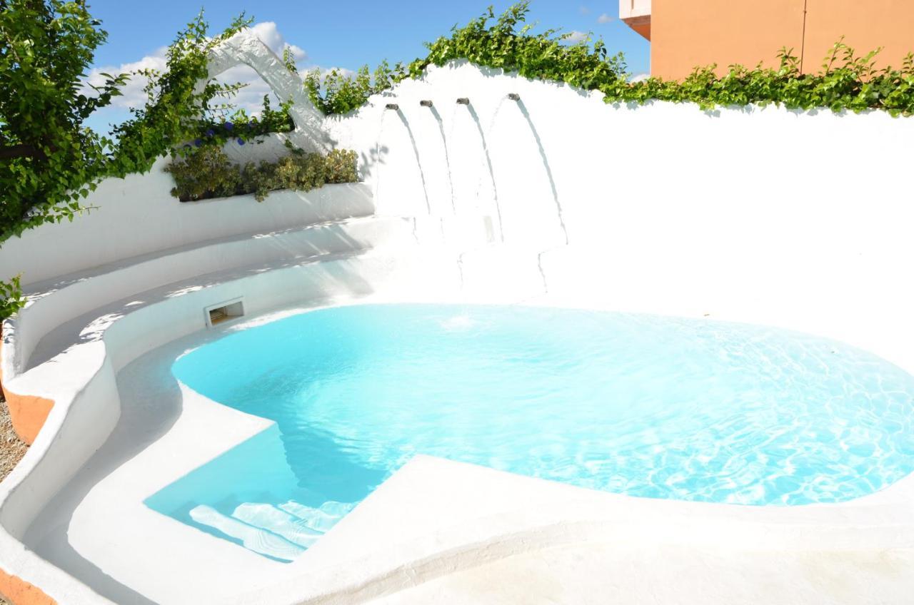 Holiday Home El Pilarillo Piscina Compartida Alcaucín Exterior photo