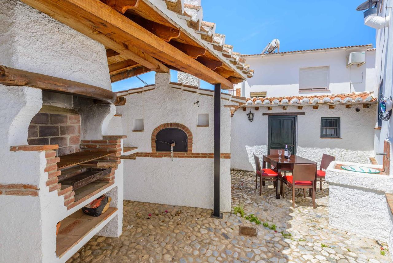 Holiday Home El Pilarillo Piscina Compartida Alcaucín Exterior photo